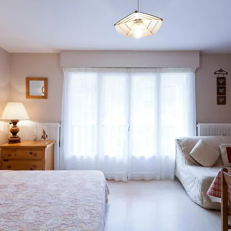 5 Pers, Centre Brides-les-bains, Balcon, Proche Thermes Et Telecabine - Fr-1-512-19 Апартаменты *